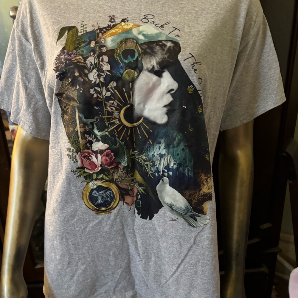 Stevie Nicks Graphic Tee with Artistic Portrait and Dove - Light Gray - Picture 2 of 7